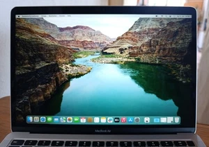 MacBook Air 13 2020 , Apple M1, 16 GB 500 GB SSD Silber, technik einwandfrei - Afbeelding 1 van 17