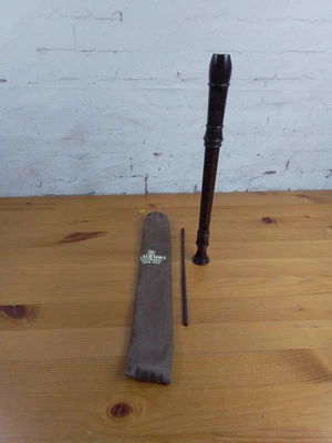 BN Suzuki Soprano Recorder SRE-505 Plus Case, Cleaner - Image 1 of 4