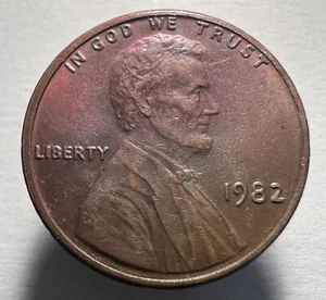 1982 P Lincoln Memorial Cent-"BEAUTIFUL TONING"-(Large Date Copper/Zink)-AU-BN - Picture 1 of 4
