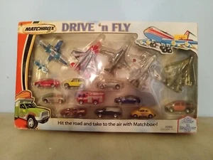 Matchbox Drive n Fly Multipack 10 coches Matchbox + 5 Sky Busters NUEVO - Imagen 1 de 9