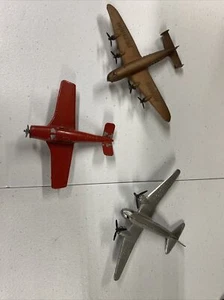 Tootsie Airplanes - Picture 1 of 8