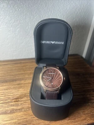 Reloj de Pulsera Emporio Armani Clásico AR1613 para Hombre, Ligeramente USADO, Con Caja Foto 1 de 4