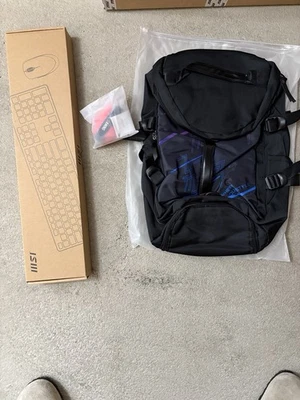 MSI Reisetasche+ Msi Kabellose Tastatur Maus Set - Bild 1 von 3