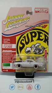 Johnny Lightning Muscle Car USA 1969 Dodge Coronet Super Bee Chase Bianco (NG64) - Foto 1 di 2