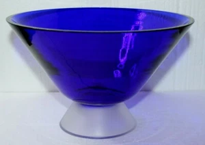 Cobalt Blue Glass Footed Fruit Bowl or Centerpiece Bowl 5.5" tall x 9" diameter - Picture 1 of 11