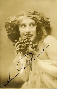 Pavlova, Anna. (1881-1931): Signed Postcard Photograph BALLET - Picture 1 of 1