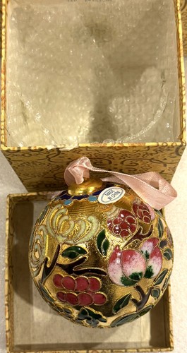 Foto 1 di 6