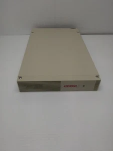 Compaq HUB1063 Series 4220 Wired Fiber Network Hub w/ 3 sets of fiber cables - Picture 1 of 5