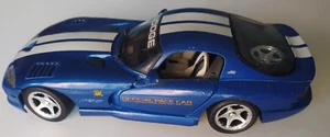 AUTOMOBILE MAISTO VIPER GTS COUPE DODGE SCALA 1/18 PACE CAR BLU - Foto 1 di 14