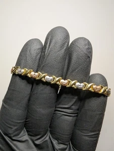 Solid 10k Tri-color Gold 7.5” 5.7mm Diamond Cut XO Heart Bracelet - Picture 1 of 6