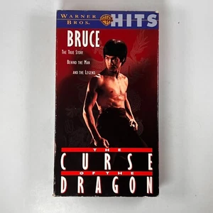 Bruce Lee: Curse of the Dragon (VHS, 1999) - Foto 1 di 3