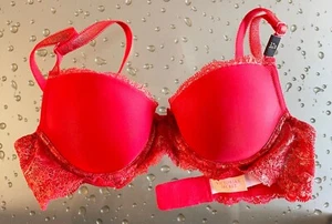 Victoria's Secret Dream Angels Red Lace Lined Demi Bra Size 32B NWOT - Picture 1 of 4