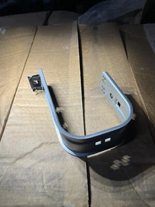 1 New B-Line BCH64 - Е24 4” Cable Hook With Beam Fastener - Picture 1 of 5