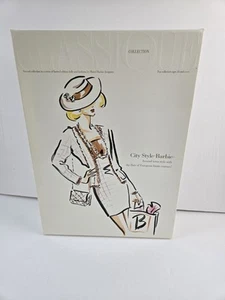 City Style Barbie Doll Classique Collection Mattel #10149 NIB 1993 Free Shipping - Picture 1 of 12