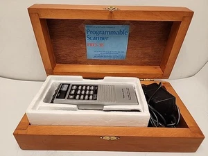 Realistic Pro-38 10-kanałowy programowalny skaner Direct Entry Vintage Powers Up - Zdjęcie 1 z 15