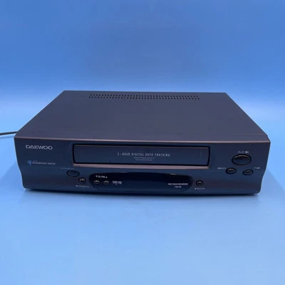 Daewoo VQ210P VHS VCR Video Cassette Recorder Black 2-Head Digital Auto Tracking - Image 1 of 4