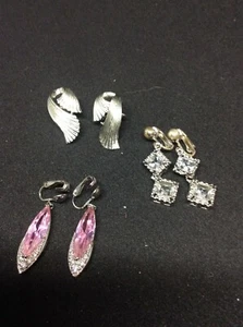 DRESSY HOLIDAY EARRING BONANZA-3 PAIRS OF CLIP ON EARRINGS-PARTY TIME-$3.00 PER - Picture 1 of 4