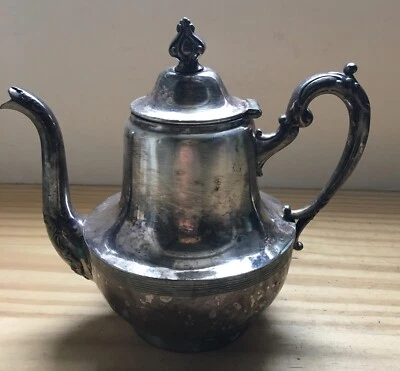 Cafetera/tetera Sheffield Plate plateada vintage de los años 30 8"H x 5,5"D Foto 1 de 4