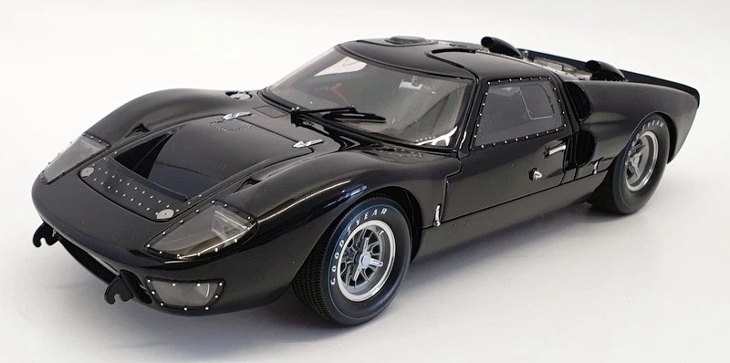 Exoto 1/18 Scale Diecast 8040 - Ford GT 40 MKII  - Black - Image 1 of 4