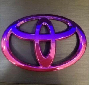 TOYOTA Emblem gradation color 10cm×6.8cm (3.9x2.7in) -Very Good from Japan FS - Picture 1 of 2