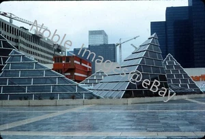 Generale Building La Defense District Paris 1981 Kodachrome 35 mm extensión - Imagen 1 de 2