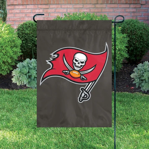 NFL TAMPA BAY BUCCANEERS Garden Flag (18" x 12.5") - NEW Cover