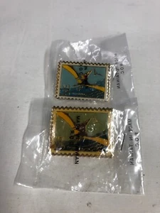 VTG USPS POSTAL STAMP PIN "USA 25 PTERANODON"  DINOSAUR   lapel hat shirt N5 - Picture 1 of 2