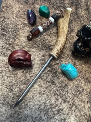 Tang Danglers Antler Handle EDC Spike with White Howlite & Ironwood Lanyard - Image 1 of 3