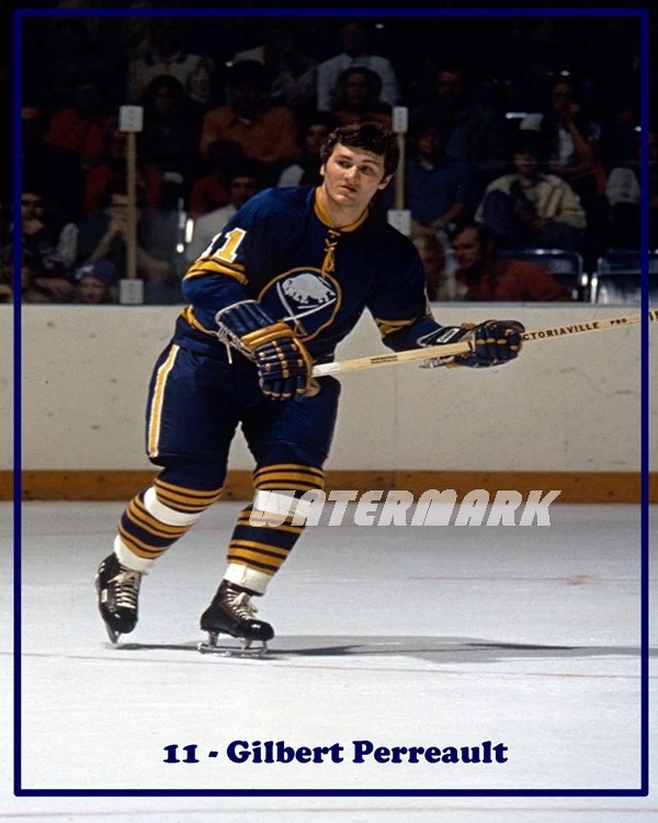 Fotografía de los años 70 NHL HOFer Gilbert Perreault Buffalo Sabres color 8 X 10 Foto 1 de 1