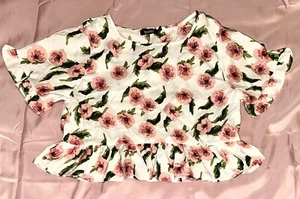 White Floral Top - Picture 1 of 3