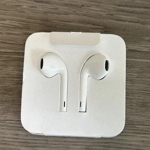 Auriculares con cable Apple iPhone iPod blancos nuevos - Imagen 1 de 3