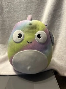 Squishmallows Honeydew the Chameleon 8" Stuffed Plush - Picture 1 of 3
