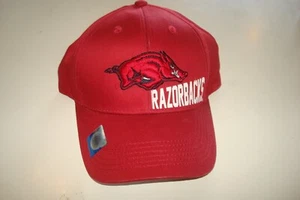 ARKANSAS RAZORBACKS  DEADSTOCK HAT CAP VINTAGE STRAPBACK BOX1 - Picture 1 of 2