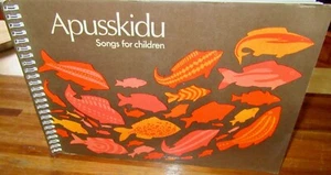 Canciones para niños de Apusskidu ~ Beatrice Harrop. Guitarra grande PiAnO sc en MELB - Imagen 1 de 12