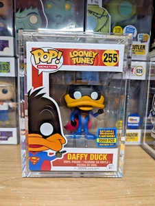 Funko POP! Looney Tunes Daffy Duck Stupor Duck #255 2000 Pcs w/Hard Stack - Picture 1 of 13