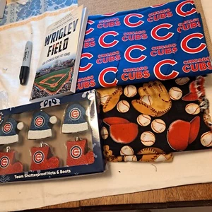 CUBS FABRIC + Baseball Fabric ,Wrigley Book Cubs Xmas Ornaments - Picture 1 of 6