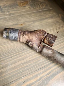 1987 Honda Goldwing GL1200 Aspencade Right Rear Exhaust Pipe 18370-ML8-003 - Picture 1 of 6