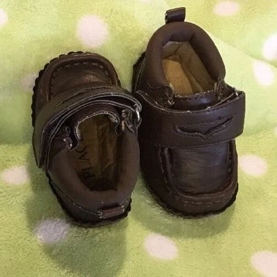 The Children's Place Infant Baby BOY Crib Loafer Shoes Boots ~Size 0-3 Mo Brown - Image 1 of 4