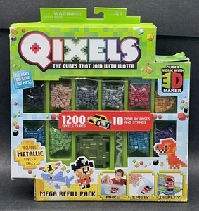 Qixels NIP Mega Refill Pack - 1200 Spray Cubes & 10 Display Bases & Stands - NEW - Picture 1 of 3