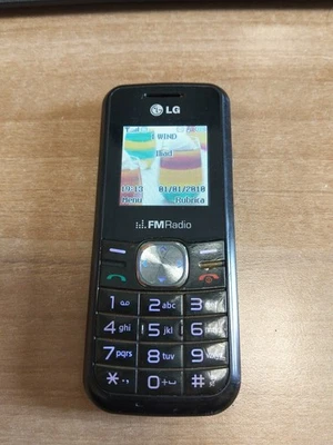 LG GS105 Cellulare Nero - Funzionante - Immagine 1 di 4