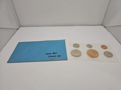 1983 D US Mint Denver Souvenir Set with Envelope, Free Shipping BRDRAW - Image 1 of 4