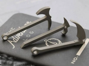 Kleine TC4 Titanlegierung Axt Form Pry Bar Portable Anhänger EDC Multi Tool NEU - Bild 1 von 12