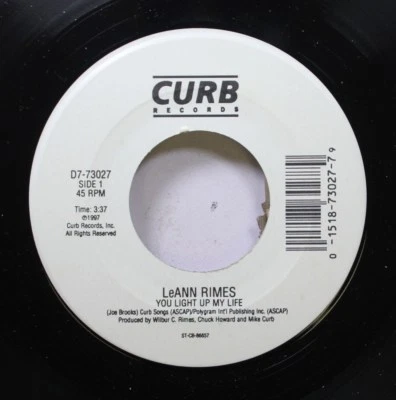 Country Nm! 45 Leann Rimes - You Light Up My Life / I Believe On Curb Records Foto 1 de 2