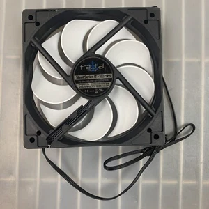 Fractal Design FD-FAN-SSLT-120 Silent Series LT 120mm 3pin CaseFan DF1202512SELN - Picture 1 of 4
