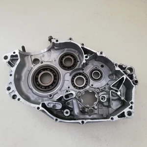 YAMAHA XT 600E 3TB RIGHT CRANKCASE - Picture 1 of 13