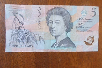 Australia 5 Dollars Polymer Banknote bill $5 - Image 1 of 3