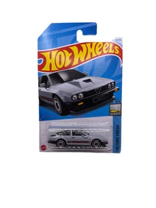 Hot Wheels Alfa Romeo GTV6 3.0 Diecast - Picture 1 of 2