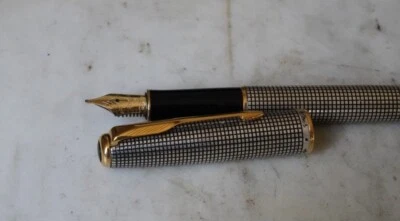 Excelente Pluma Estilográfica Parker Sonnet Plata Sólida 925 - Oro Sólido Nuevo en Caja 18K - Grande Foto 1 de 4