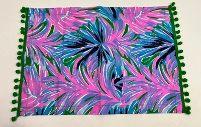 Шарф комод коврик Lilly Pulitzer Pom Pom - Изображение 1 из 4