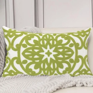 Lumbar Decorative Throw Pillow Cover 12x 20 inches Classic Mandala Chic Pattern - Picture 1 of 6